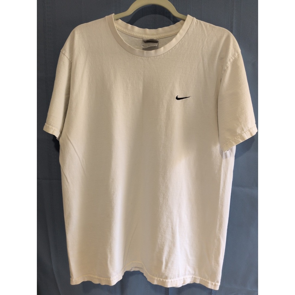 Vintage Nike Gray Tag Men's White Embroidered Swoosh Tshirt Medium 100% Cotton